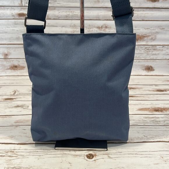 Dakine Jo Jo Crossbody Bag in Gray/Blue - Picture 6 of 14